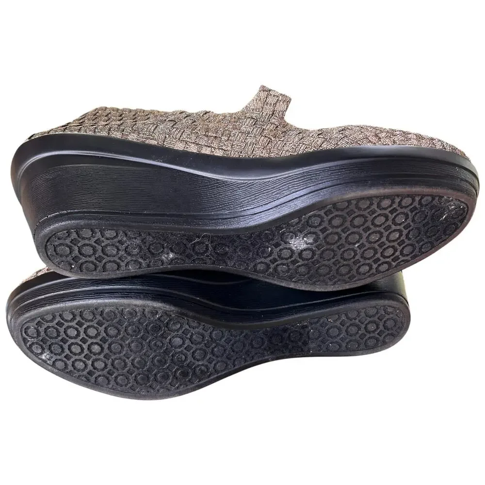 CORKYS Wishbone Women's 10 Woven Wedge Shoes Comfort Slip On Gold Black